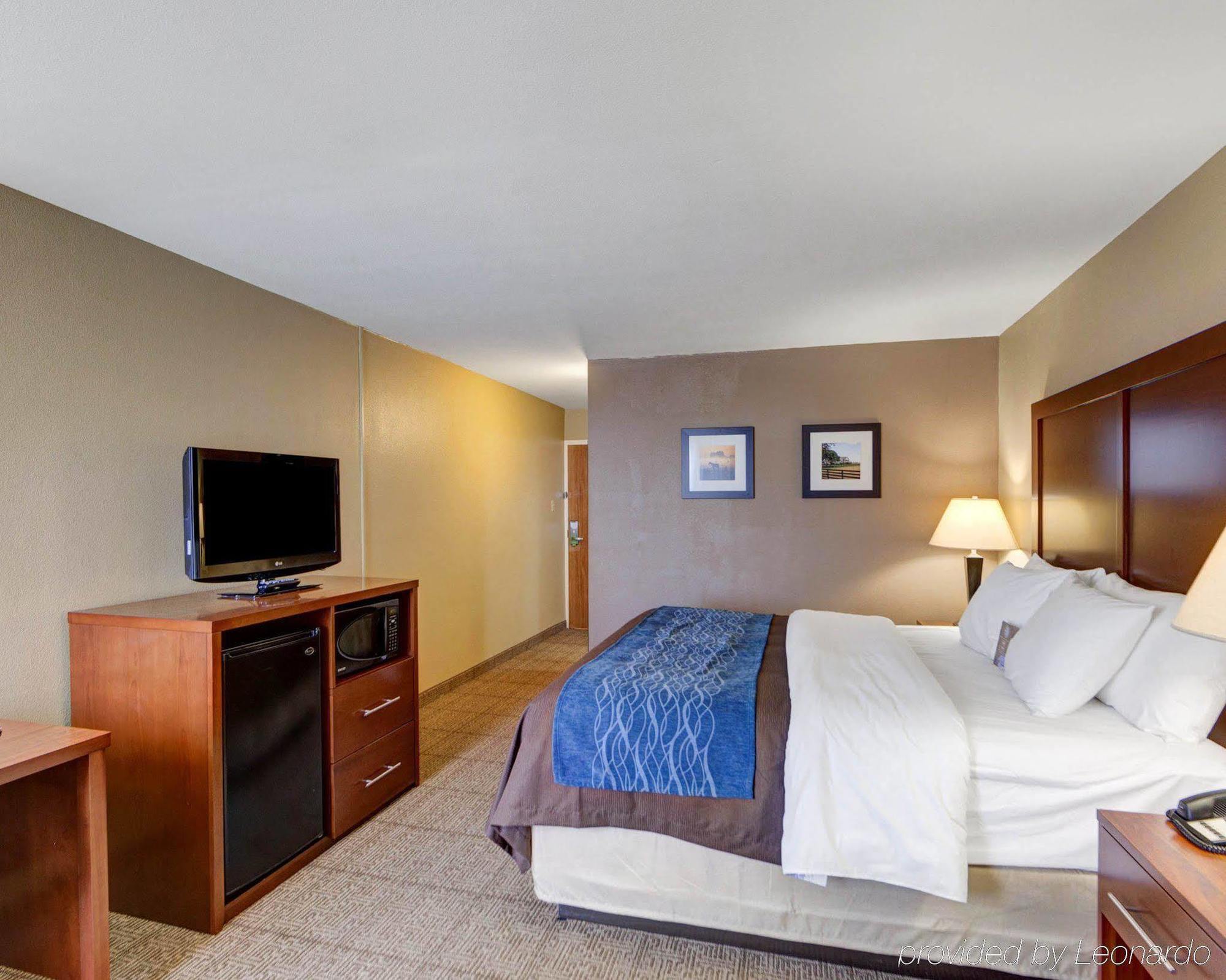 Comfort & East Hotel