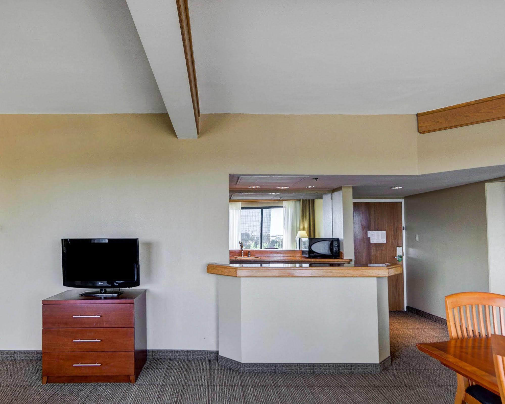 Comfort & East Hotel 2*