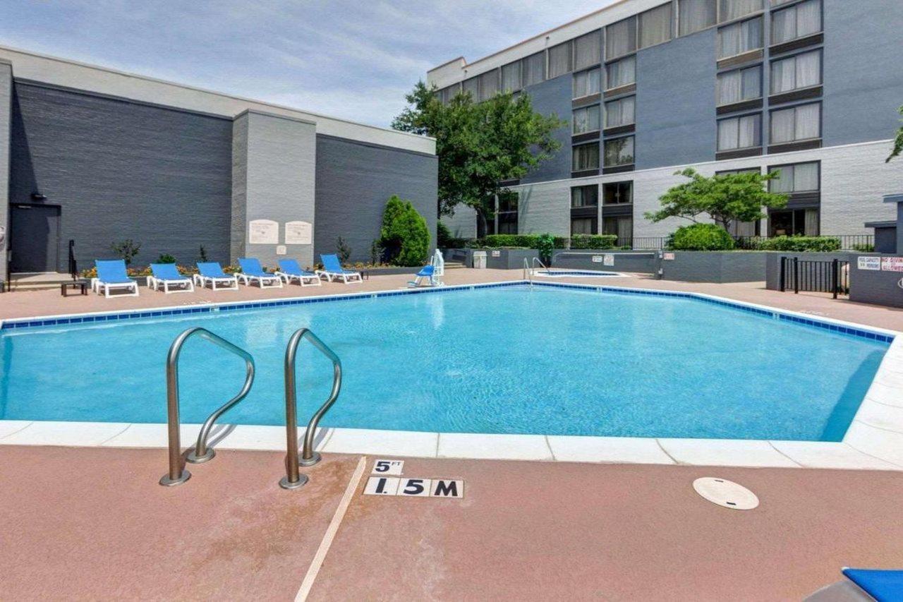 Hotel Comfort & East Plano